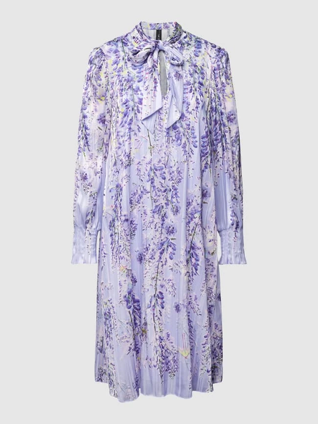 Marc Cain Knielanges Kleid Mit Schluppe - Flieder 4 Marc Cain Knielanges Kleid Mit Schluppe - Flieder – Bild 2