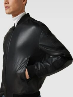 Emporio Armani Lederjacke Mit Stehkragen - Schwarz -Beliebt Bekleidungsgeschäft 64qkichk9takgi2h6d24sgpp858kucqc9t65alhk74r3ehhj60q3ilikacr58la78h3lckql9h2kcj25ah3j6cb5ccqjac1n6oq6ae9k6sp68e9p6lim8c9j6gqj4e1jcphm6p0