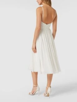 Laona Brautkleid Mit Floralen Stickereien Und Zierperlen - Offwhite -Beliebt Bekleidungsgeschäft 6934sjih84olaj2a8d4j6jhka183iiq19d2k4i24a4r38kqa6h7j4ga5adb50d1gal44egpma55kqd1l9oo38opgcli64cpk6gs30cpkcgoj2e3174omadpp71ij4chgclgmaco