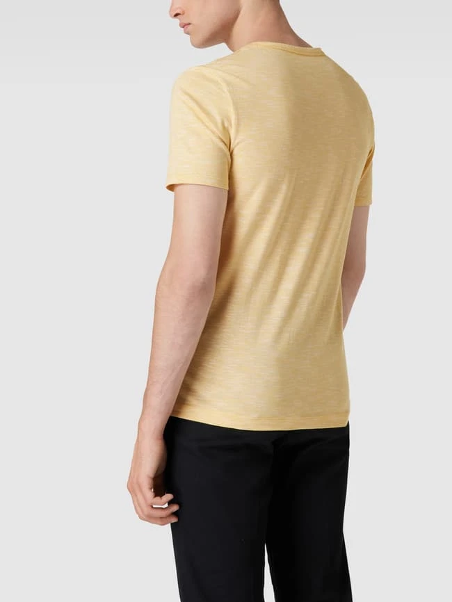 MCNEAL T-Shirt Mit Knopfleiste - Dunkelgelb 7 MCNEAL T-Shirt Mit Knopfleiste - Dunkelgelb – Bild 5