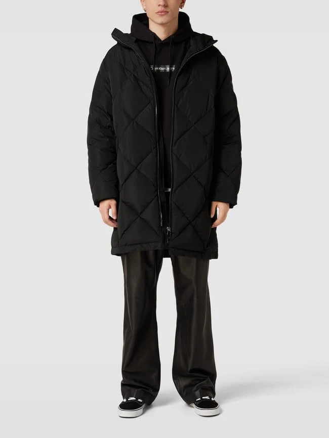 CK Calvin Klein Daunenmantel In Stepp-Optik - Schwarz 3 CK Calvin Klein Daunenmantel In Stepp-Optik - Schwarz