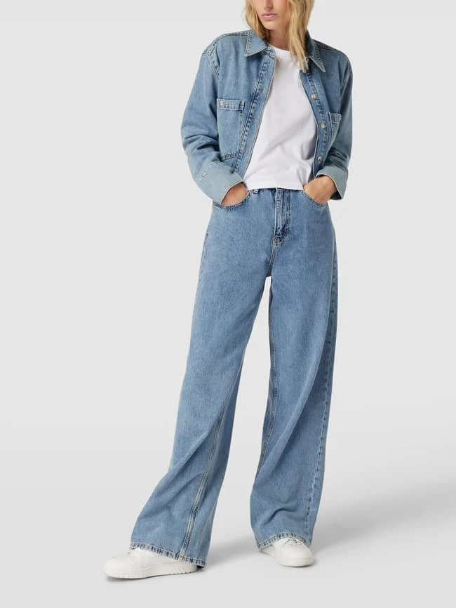 Ana Johnson X P&C Jeansjacke Aus Baumwolle Mit Brusttaschen - Ana Johnson X P&C - Jeans 2 Ana Johnson X P&C Jeansjacke Aus Baumwolle Mit Brusttaschen - Ana Johnson X P&C - Jeans