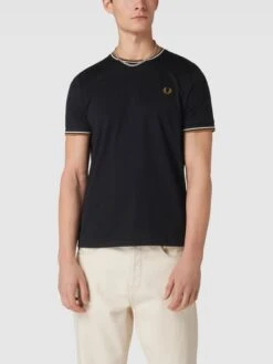 Fred Perry T-Shirt Mit Logo-Stitching - Schwarz -Beliebt Bekleidungsgeschäft 6h6j6kaha54kijic9sq30j9p9t3k4dqaap33ilhk9laj4ihhaook2ka88lakkh9m8l1l8kabags5cea1613m6dpk75h3gor16tj3cchk61j38o9kc8qm8e9m61j6cdb1cpj36cg