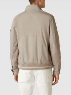 Pierre Cardin Jacke Mit Label-Patch - Beige -Beliebt Bekleidungsgeschäft 6h9k4cpk65a5adi58p1l6ki785b4kk1o64q46d29a53l4e1l8go30g9h9d2kicq194olala88h13geal8l3mcp9kc4q36dhpc5h62phkcks6aeb1coojgdr168r6ae1o6hi38c0