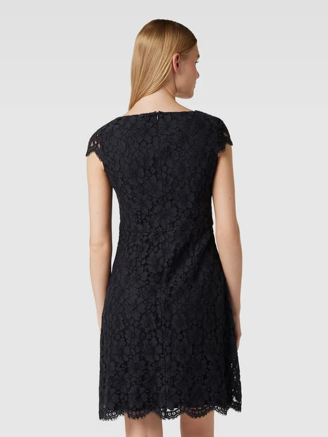 Montego Knielanges Kleid Mit Floralen Stickereien - Marineblau 7 Montego Knielanges Kleid Mit Floralen Stickereien - Marineblau – Bild 5