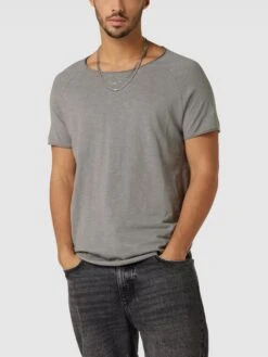 REVIEW T-Shirt Mit Rundhalsausschnitt - Mittelgrau -Beliebt Bekleidungsgeschäft 6l8j8cqla9b4eha5al5l4la36p6l6i2m8p7k8jq6agokodam9l7kgeaa9tajgchjap5jecic9t14sla99p3j4dhpcoo38dplcco34e9kcco38ohpc8p32dr670q3ee32c8q3gpg