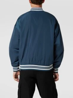 REVIEW College-Jacke Mit Label-Stitching - Marineblau -Beliebt Bekleidungsgeschäft 6op3gda3agslciqj8h2kgha69l9j2i279pa32c29850lck27al838iia9ss4ad1h897jcjal6or4qihh6co3gcr6ckqjaphj6tij2p1k60p32e9icpi3ie1p6dh3ie9j74om4c0