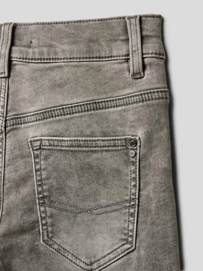 S.Oliver RED LABEL Jeansshorts Im 5-Pocket-Design - Schwarz 4 S.Oliver RED LABEL Jeansshorts Im 5-Pocket-Design - Schwarz – Bild 2