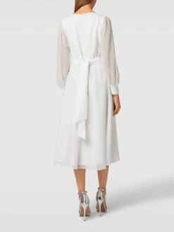 V.M. Cocktailkleid Mit Bindegürtel - Offwhite -Beliebt Bekleidungsgeschäft 70p42gaaap634j1na573ckie6sslae2eah256h2f8p64ic9m6l838gaj618l2jija124ie1i854kahqc9d3machm70s3ad9k6lijgphk68omao9p60r3ge3560pjaoj474r3co8