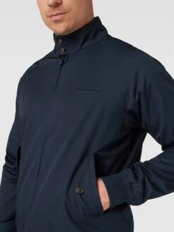 Ben Sherman Jacke Mit Label-Stitching Modell 'SIGNATURE HARRINGTON' - Dunkelblau 9 Ben Sherman Jacke Mit Label-Stitching Modell 'SIGNATURE HARRINGTON' - Dunkelblau -Beliebt Bekleidungsgeschäft 710koiq77533al249ks3cc1ia0pkkk1ka943akq2653j0i288t5kmhig8l1l6j9n8gs3edq3ah4ksihm9d3j8p9h70o3ac1o74pj4p9k6hh34e1ocdimcp326ksj2d1k6cq3ipg