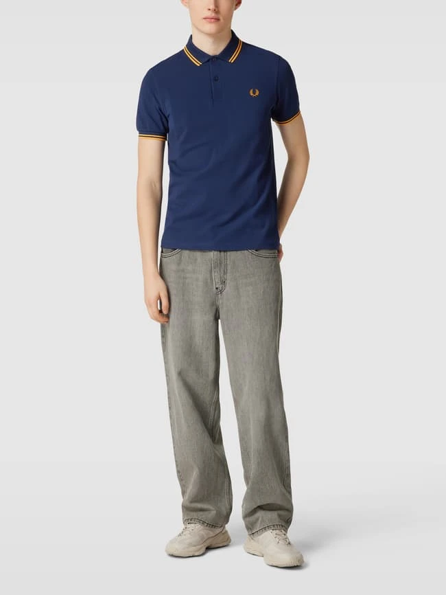Fred Perry Poloshirt Mit Logo-Stickerei Modell 'FRED' - Blau 3 Fred Perry Poloshirt Mit Logo-Stickerei Modell 'FRED' - Blau