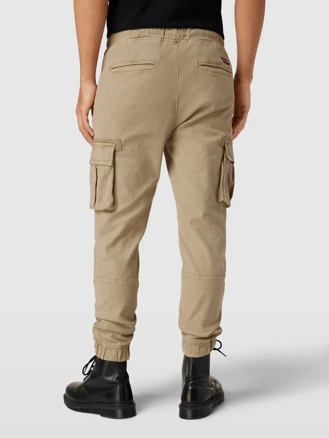 REVIEW Cargohose Mit Label-Detail - Beige 7 REVIEW Cargohose Mit Label-Detail - Beige – Bild 5