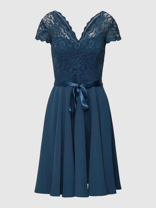 Swing Cocktailkleid Mit Spitzenbesatz - Rauchblau 4 Swing Cocktailkleid Mit Spitzenbesatz - Rauchblau – Bild 2