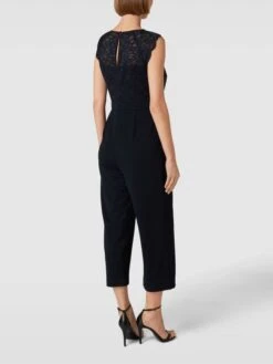 Christian Berg Cocktail Jumpsuit Aus Spitze - Marineblau Meliert -Beliebt Bekleidungsgeschäft 8t25ckpl893jaj23ap556i276p456jie9p7jae9i6kqkii1ka4q44kad9943cc1m89256gam918kkda460o30cpp6gsj6dhk6opj2ohk6ti3ae1j6go64phgckr3iphoc9gm4cg