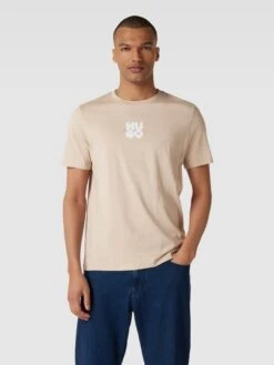 HUGO T-Shirt Mit Label-Print Modell 'Decali' - Beige -Beliebt Bekleidungsgeschäft 8t54gh2d9l83cc9p68p32k2b9h9jgh239p44ejqaaopkal1l8h34uki368sjel9o85a32j1o6123ghaa9l3m6o9i70s68opp6kp66dhk69ijgo9i71i38or6c5i6cc1nccpj4dg