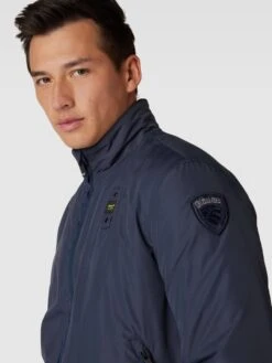 Blauer Usa Jacke Mit Stehkragen Modell 'GIUBBINI CORTI IMBOTTITO' - Marineblau -Beliebt Bekleidungsgeschäft 91638kifap24sdim8t9jcdid6pb38cq1acpkudqj6gokmh1j6h34ogibap73el1o652k6iiiah4kqiaf8ko3cp9hccrj6opjclh36e9kcorm4e1k6os3gcr46gsj4eb66lim4oo