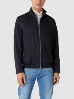 Bugatti Jacke Mit Label-Details - Marineblau -Beliebt Bekleidungsgeschäft 9513ak29a8okcd2k6h1kkdamap64udibap934d1ga183cj229h83gjii88ok2jq56h4kqdai9t14oihm653m8d1ocphj6p1n74oj6dpk6go30ohj6lh38e1gclh30dr1c9h3ge0