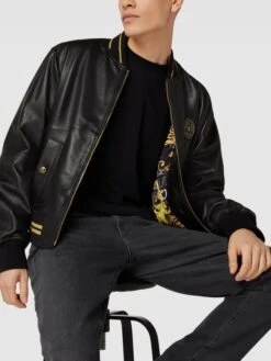 Versace Jeans Couture Lederjacke Mit Zierbesatz Und Effektgarn - Schwarz -Beliebt Bekleidungsgeschäft 98qkachp9lakse2k7143giqb9d150j2l88q4kc298p250kq29l94ueaf7153ii1n6gokgi248584sc9jaoo32chi6opjcd1gc4smaohk6tj38ohp70pj8cr46ssm4p9pcphjacg