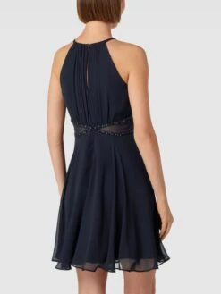 Jake*s Cocktail Cocktailkleid Mit Amerikanischem Ausschnitt - Marineblau Meliert 11 Jake*s Cocktail Cocktailkleid Mit Amerikanischem Ausschnitt - Marineblau Meliert -Beliebt Bekleidungsgeschäft 9l54cj1o88qkmjig6p44slai6184uhab758j4j1g6h942h9k9h3j0laj6p1jae22919lckie8p8kqc1n753m6d33cph6coj268pj0o9k70pjeohk60p6coj361hjadj2cgs6acg