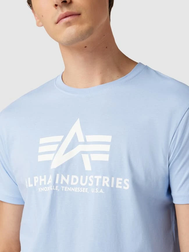 Alpha Industries T-Shirt Mit Label-Print Modell 'BASIC' - Hellblau 5 Alpha Industries T-Shirt Mit Label-Print Modell 'BASIC' - Hellblau – Bild 3