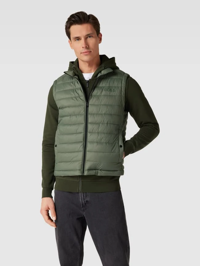 BOSS Steppweste Mit Label-Detail Modell 'Calano' - Lindgrün 6 BOSS Steppweste Mit Label-Detail Modell 'Calano' - Lindgrün – Bild 4