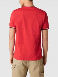 Fred Perry T-Shirt Mit Logo-Stitching - Rot -Beliebt Bekleidungsgeschäft a4plak1m74rksdqeakslaghm6t54ahpi9p236jab8t8j0hae8gskigi19p8jih1h9gp56i24913jgjq49oo38c1ocgs3cc1nc4pj6dpk65hm2o9ic9gj0c9g6csm6ophcgr3ed0