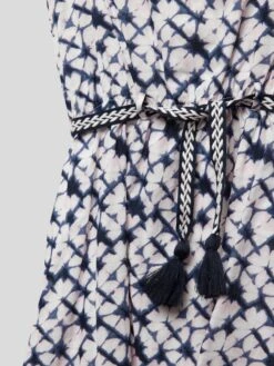 Happy Girls Kleid Mit Allover-Muster - Marineblau 6 Happy Girls Kleid Mit Allover-Muster - Marineblau -Beliebt Bekleidungsgeschäft a92k4l1m8593ah25a9236la18963cjq398q4si2g70q42d9n958lchi19so38gqa9srkuihi6544claka53jge9l6dhjgob368r62dhk68o32e366kq68cpj65h3gc9m74qm4c0