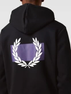 Fred Perry Hoodie Mit Label-Design Modell 'Laurel' - Schwarz -Beliebt Bekleidungsgeschäft acr36jii6oolad2fal14glaf9t4kschga99l4cphad1l6c2d7575aj9g95548diha533gead8t4kqgpga53jeeb36gs62p1o69ij8chk6co68eb1c4p34ohickr6cc9ic9gjgco