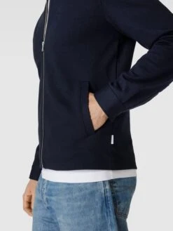 Lindbergh Jacke Mit Stehkragen Modell 'Superflex' - Marineblau 9 Lindbergh Jacke Mit Stehkragen Modell 'Superflex' - Marineblau -Beliebt Bekleidungsgeschäft aks38ghn8p2k8j2f9cqkgh9j68pl8kif6cqkuj9j6d846hahad2j0jic8t65akad88p4gci78cslciac693j2p36c8p32p36c9j36o9kcgsm2ob260s34php6dijgcr5c4qj2c0