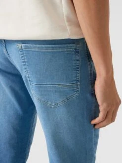 MCNEAL Jeans Mit Label-Patch - Aqua Blau -Beliebt Bekleidungsgeschäft al2j4ihg69532hqa6p7kahia8ha46hppah4j4i9p8grkojab9l544e1p719jag9j9soj0ka88d34ihpn653jec9h6osjeob3clj30c1k6go34eb16csjcp1p75hj4cr674r6ao8