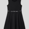 Calvin Klein Jeans Knielanges Kleid Mit Logo-Streifen - Schwarz -Beliebt Bekleidungsgeschäft ala5ahq9650kqd2e6t84ge2570r50h2ca924qd1n8t43ge2h6sr3ac1m74pk6li86l2k2ihn8p4j2cq1713jcdph64om4dj1cco62cpk6kp34ob3coqjecr56hgjae1m64r3ap8