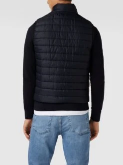 HUGO Steppweste Mit Stehkragen - Marineblau -Beliebt Bekleidungsgeschäft aor54laca963ie216d8kuj1h98p50ia98l138l2falajehq1690kkeab912kkj1n8p3kukid9h6j6kaj70o68c33cgr3eopp61gmao9k75imae346ksm6phg6crmae9m74smcp0