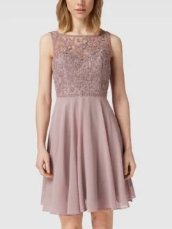 Laona Cocktailkleid In Minilänge Mit Floraler Spitze - Mauve -Beliebt Bekleidungsgeschäft ap148l9m655kaj1j718kkd1gah33il2j8gr58ipg9gp3ahho9h4keli1acok8ka76h6jcdql9h63ig9pago3ae326co32cj674pmcc1kc4ojie9j6ss3gpb2cks36p31ccs34d0